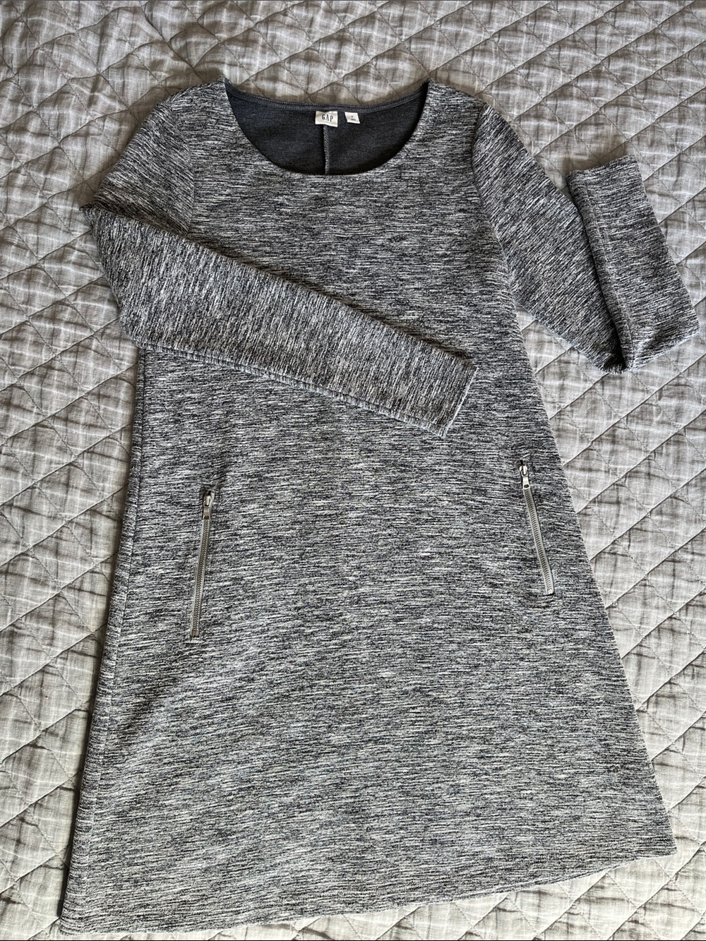 GAP Heather Gray Long Sleeve A-Line Dress with Zip Pockets